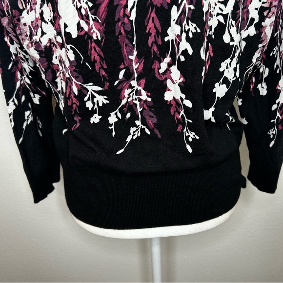 White House Black Market Womens Floral V-Neck Button Up Cardigan Sweater Size M - Picture 7 of 9